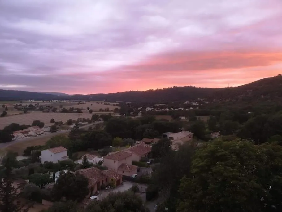Lumineux Studio-Greoux-Les-Bains 0*, Greoux-les-Bains